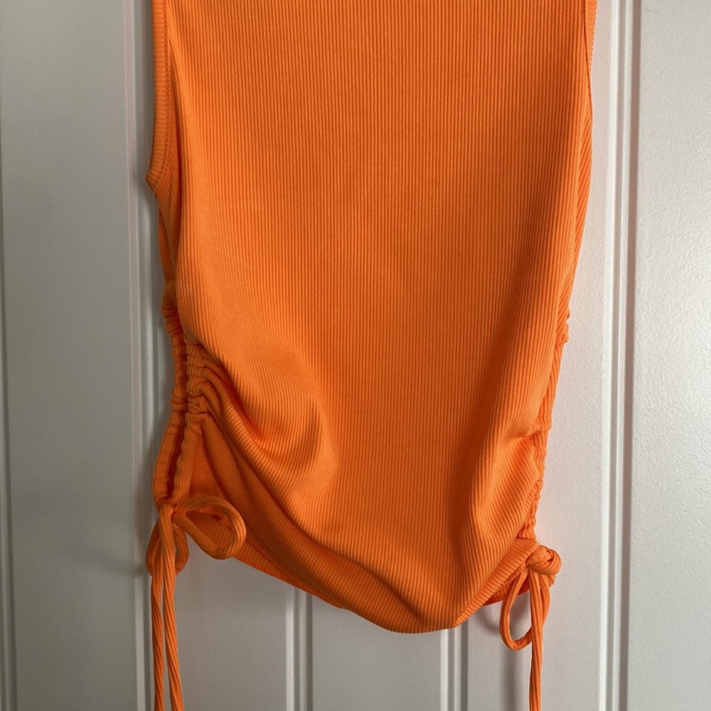 Samara Top Orange - Picture 6 of 7